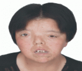 失踪人员：袁胜香